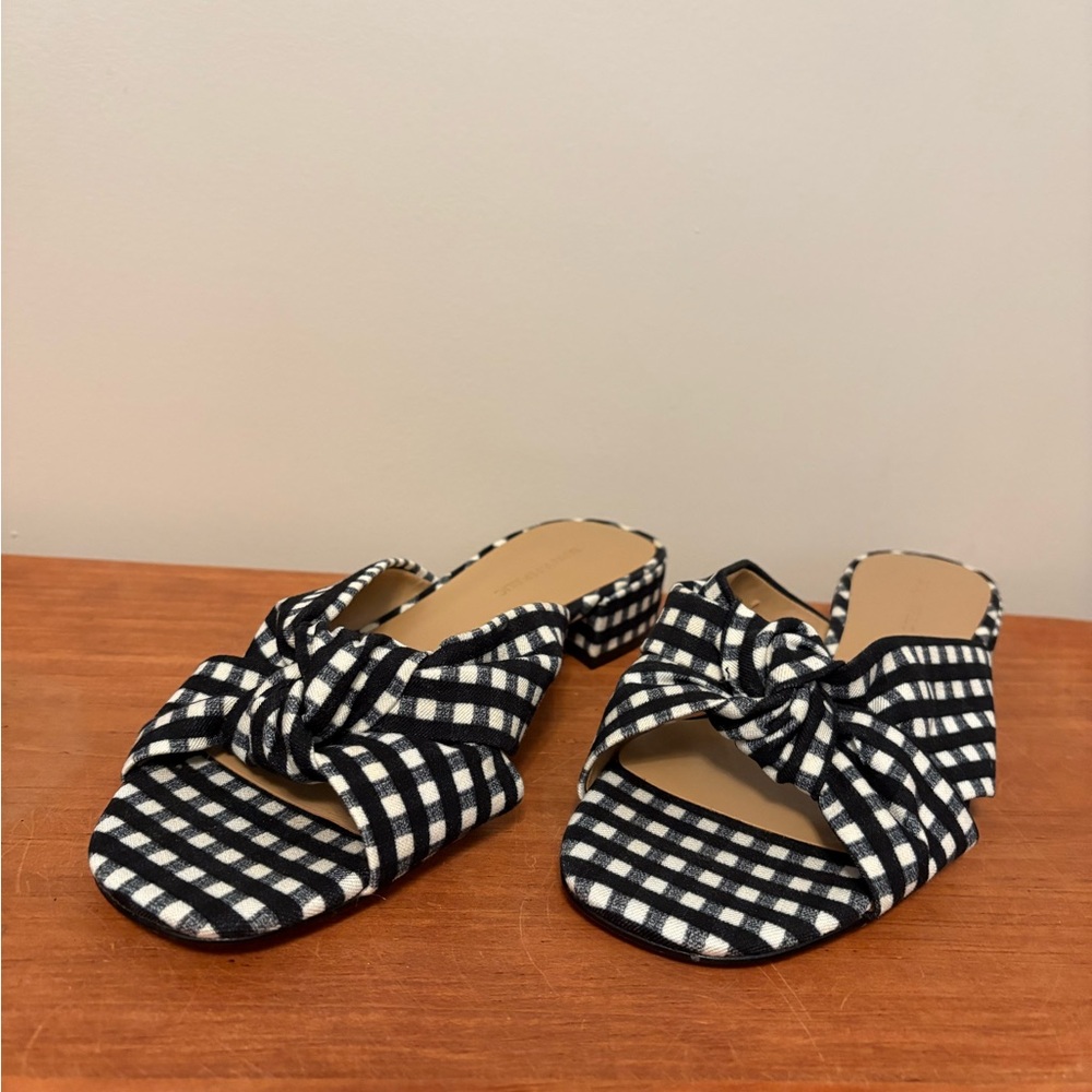 NWOT Banana Republic Checkered Bow Mules - Black and White